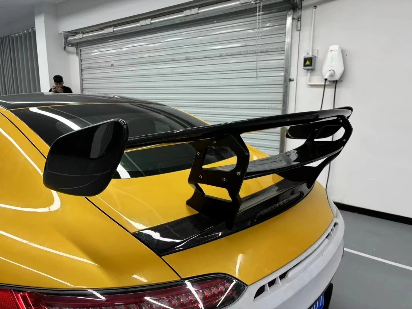 Black Series Spoiler Wing Excellent Quality Fast Delivery Dry Carbon Fiber Body Kits for